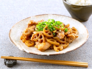 鶏肉とれんこんのだし醤油照焼