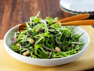 大豆と水菜のサラダ