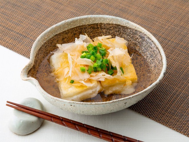 うどんつゆ 200㎖|鎌田醤油(かまだしょうゆ)公式通販サイト うどんつゆ 200㎖|鎌田醤油(かまだしょうゆ)公式通販サイト
