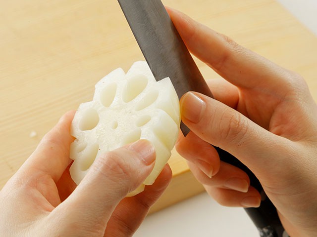 れんこんのサーモンはさみ カマダレシピ 鎌田醤油 かまだしょうゆ 公式通販サイト
