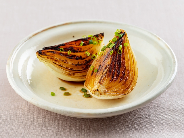 焼き玉ねぎ｜カマダレシピ｜鎌田醤油（かまだしょうゆ）公式通販サイト