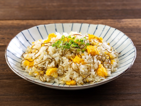 塩こんぶとちりめんじゃこの炒飯