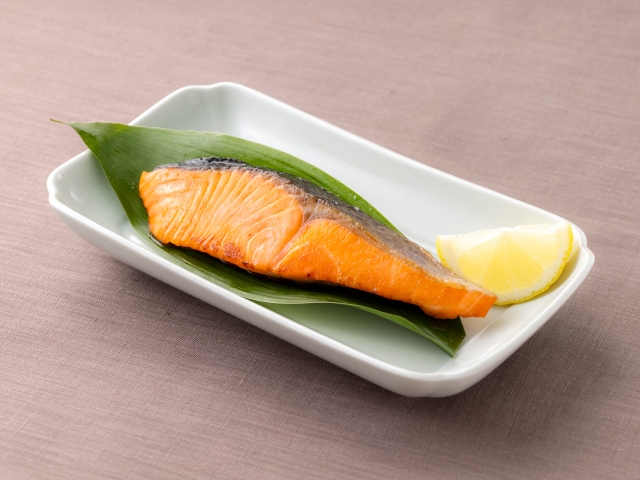 鮭のだし醤油焼き｜カマダレシピ｜鎌田醤油（かまだしょうゆ）公式通販