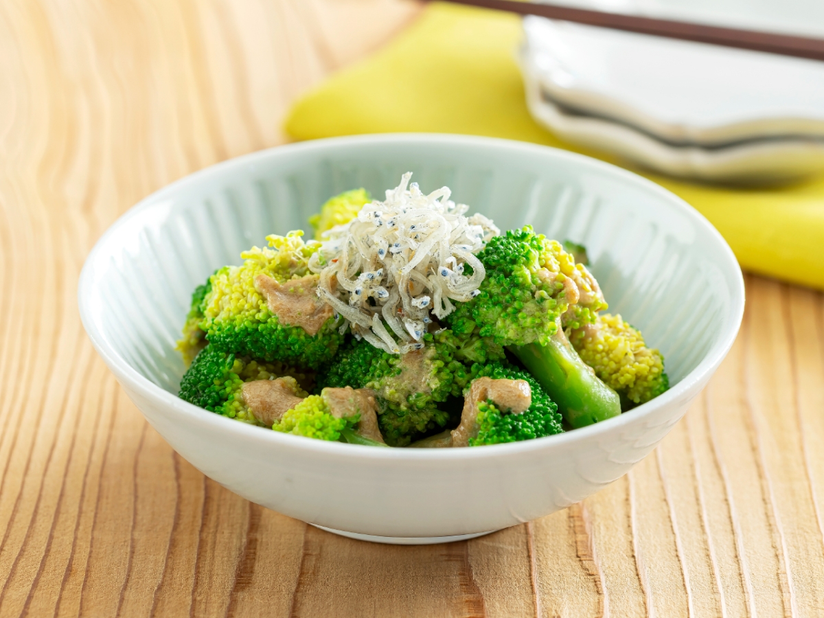 ブロッコリーのぽん酢ごま和え