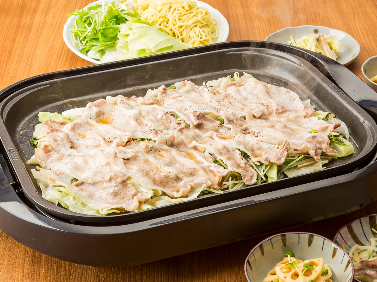 豚肉と野菜の蒸し焼き鍋